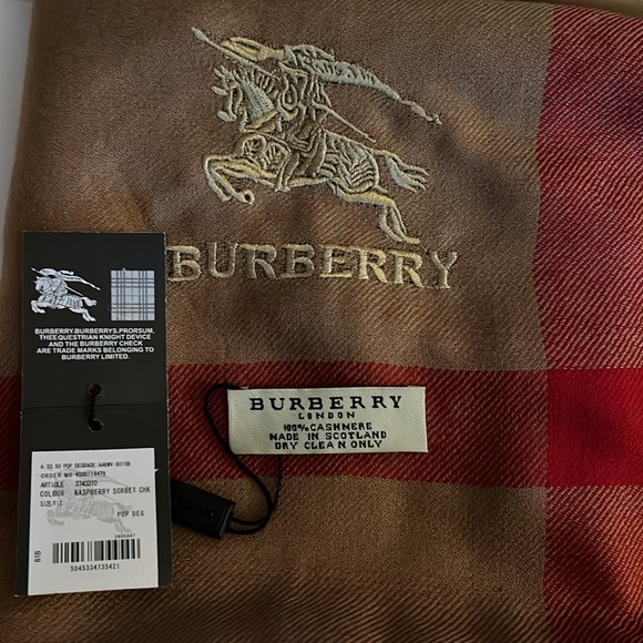 Burberry tan/blk/red scarf 100% cashmere - Picture 3 of 9